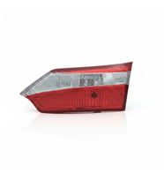 TOYOTA COROLLA SAĞ BAGAJ STOP LEDSİZ 2013-2018 81581-02520-DPO