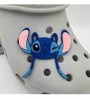 Terlik Süsü ve Aksesuarı , Çanta Süsü – Jibbitz Dev Boy Stitch Görsel Figür Aksesuar (Kristal Mavi)