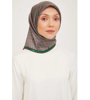 Armine Nostalji Sura Saf İpek Eşarp 9029 - 35 Siyah Karışık Desen