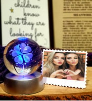 Kişiye Özel Fotoğraflı 3D Şans Getiren Yonca Renk Değiştiren Işıklı Kristal Küre