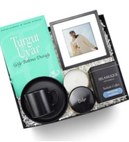 Kişiye Özel Mum & Selamlıque Türk Kahvesi & Fincan & Çerçeve & Göğe Bakma Durağı Kitabı Premium Hediye Seti