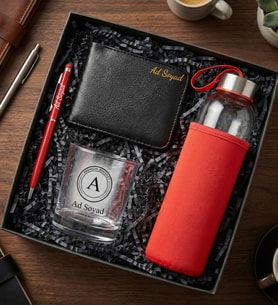 Gentleman Prestige Hediye Seti (Kişiye Özel İsim Baskılı Viski Kadehi & Erkek Cüzdan & Touchpen Kalem & Kılıflı Cam Matara Hediye Seti) (Kırmızı)