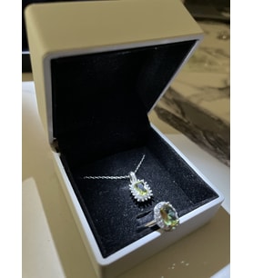Yeşil Taşlı Baget Gümüş Set - Işıklı Kutu İle Birlikte