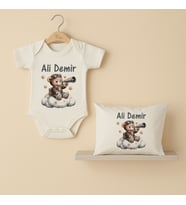 Pia Baby Premium %100 Pamuk İsme Özel Organik Baskılı Çıtçıtlı Bebek Body Ve Yastık Kılıfı 5007-19 (Ekru)