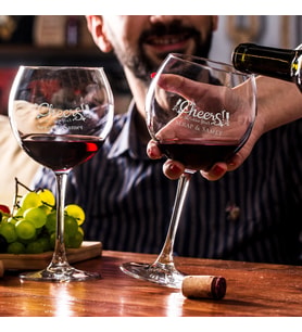 Kişiye Özel Yılbaşı Tasarımlı Piedmont Şarap Kadeh Seti