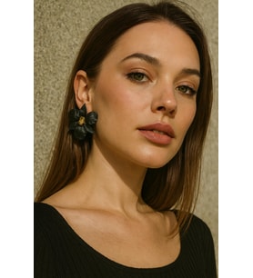 Black Orchid Elegance El Yapımı Siyah Orkide Küpe - Zarif ve Şık