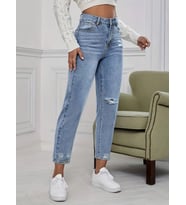 Kadın Açık Mavi Yırtık Mom Fit Kot Pantolon