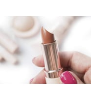 Nude Look Perfect Matte Lips Ruj No:02 Peachy Nude