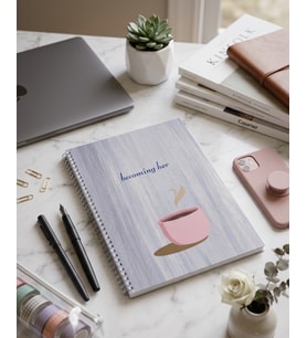 CoNotes Becoming Her Kişiye Özel A4 Defter – İsim Baskılı Çizgili Tasarım Defter