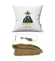 Adventurer Desenli Opsiyonel Battaniyeli Yastık Dekoratif Kırlent 38x38cm