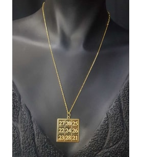 Kubera Para Mantra Sarı Renk 3 cm x 3 cm 925 Ayar Gümüş Unisex Kolye