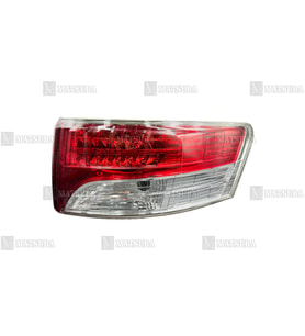 TOYOTA AVENSİS SAĞ ARKA DIŞ STOP 2010-2012 81550-05270-MTS