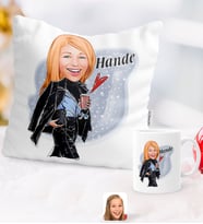 BK Gift Kişiye Özel Karikatürlü Moda İkonu Yastık Kupa Seti 4 (Model 1)