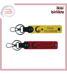 Yıldönümünde Sıcacık Bir Anı – Çocuk Ve Ayyıldız Temalı Kişisel Anahtarlık Hediye, Sarı-Kırmızı