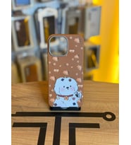 iPhone 14 Pro Max Uyumlu Özel Tasarım Sevimli Figürlü Deri Dokulu Telefon Kılıfı (Kahverengi)