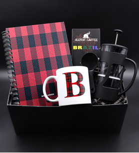Kişiye Özel Kırmızı Ekose Desenli Defter & Ekose Desen Harf Kupa & Siyah French Press &  Alerya Brazil Filtre Kahve Hediye Seti
