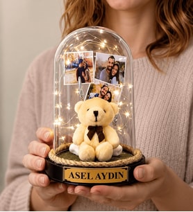Kişiye Özel Ayıcıklı LED Işıklı Fanus – 3 Fotoğraflı & Yazılı Romantik Hediye