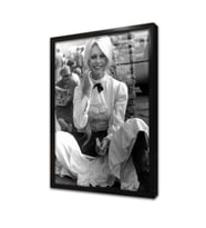 Birigitte Bardot Çerçeveli Cam Tablo