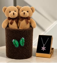 Peluş Saksıda Peluş Ayıcık Buketi ve Gerçek Pembe Ametist Taşlı Lotus Kolye Kadına Sevgiliye Hediye