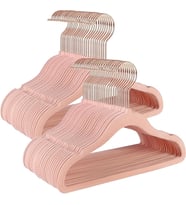 Songmics Çocuk Elbise Askısı, 50'li Set, Pembe Altın Kancalı, Kaymaz, Yer Tasarruflu, Elbise Dolabı İçin Askı, Bebek Kıyafeti, Etek ve Pantolon, Çocuklar İçin, Kadife, Açık Pembe Crf027P01 Outlet