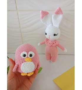 ÖRGÜ OYUNCAK PEMBE TAVŞAN VE PENGUEN