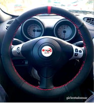 Alfa Romeo Uyumlu Dikmeli Direksiyon Kılıfı Alkantara-Karbon Kırmızı Yüzük