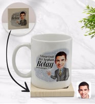 BK Gift Kişiye Özel Erkek Nihayetinde Karikatürlü Beyaz Kupa Bardak ve Ahşap Bardak Altlığı Hediye Seti - Model 2