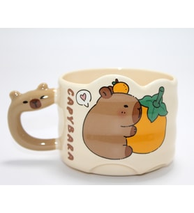 Capybara Figürlü Yayvan Formlu Porselen Kupa Bardak (Çok Renkli)