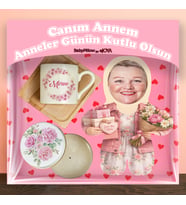 eJOYA Anneler Günü Özel Türk Kahvesi Fincanı & Mum & Kişiye Özel Fotoğraflı Yastık Hediye Kutusu 116349 (Pudra Pembe)