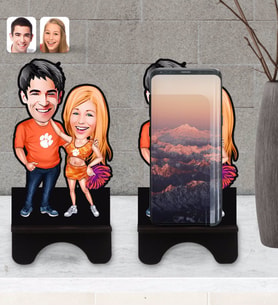 BK Gift Kişiye Özel Sevgililer Karikatürlü Ahşap Biblo Telefon Standı-54
