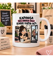 Kapanışa Beş Dakika Kala Kader Kapıyı Açtı Esprili Mağaza Çalışanı Baskılı Kupa