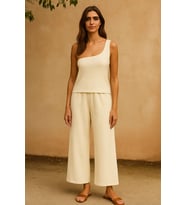 Kadın Beyaz Tek Omuzlu Şık Bluz & Geniş Paça Pantolon İkili Takım