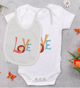 BK Kids Love Tasarımlı Bebek Body Zıbın ve Mama Önlüğü Hediye Seti - Model 1