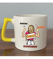 Asosyal Değilim İnsan Sevmiyorum Baskılı Sarı Kulplu D Kupa