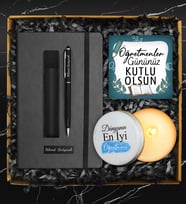 Öğretmenler Gününe Özel Kişiye Özel Defter & Deri Kılıflı Touch Pen Kalem & Özel Tasarım Mum & Kişiye Özel Fotoğraf Çerçevesi