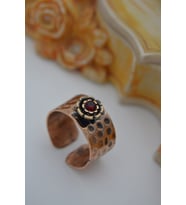 STONEAGE ÖZEL TASARIM YAKUT TAŞLI YÜZÜK (Altın / Dore)