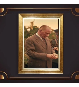 Altın Varaklı Çerçeveli Paspartulu Atatürk Tablo z4897 (Gold)