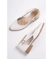 Loney Beyaz Bilekten Bantlı Günlük Kullanım Babet