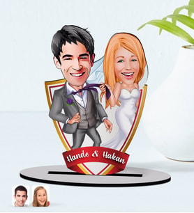 BK Gift Kişiye Özel İsimli Evleniyoruz Karikatürlü Ahşap Biblo Model-6
