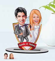 BK Gift Kişiye Özel İsimli Evleniyoruz Karikatürlü Ahşap Biblo Model-6