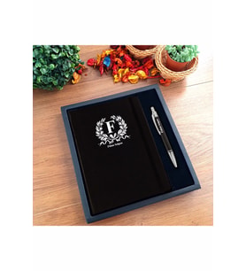 Kişiye Özel  Çerçeve içinde Harf Motifli  Ajanda ve Kalem(PRM484 (Siyah)