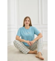 Kadın Ekose Desenli Mavi Kısa Kollu Yumuşak Dokulu Milan Kumaş Yazlık Büyük Beden Pijama Takımı