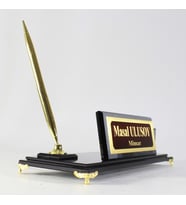 Kişiye Özel Tasarım Premium Cam Masaüstü İsimlik – Yönetici İsimlik- Ofis Masaüstü İsimlik – Meslek İsimlik