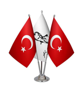 Masa Üstü Atatürk İmzalı Bayrağı Türk Bayrağı Üçlü Krom Direk Masa Bayrak Seti