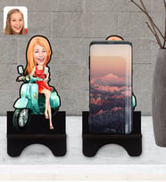 BK Gift Kişiye Özel Kadın Karikatürlü Ahşap Biblo Telefon Standı-24