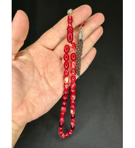 ATEŞ KEHRİBAR TESBİH BEYZİ KESİM KIRMIZI-BEYAZ RENK 11MM X 8MM T-536 (Çok Renkli)