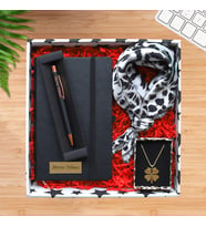 Kişiye Özel, İsim Yazılı Kalem & Defter, Kişiye Özel İsim Yazılı Altın Kaplama Çelik Yonca Kolye ,Fular,  Hediye Kutusu