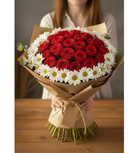 Premium 41 Gül ve Papatyalar Buketi