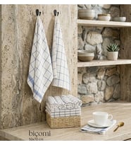 Biçomi Daily Beyaz 10’lu Ultra Emici, Hav ve Su İzi Bırakmayan Geniş Ebat (50x70 cm) Lüks Mutfak Kur