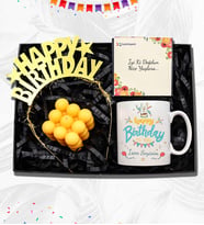 Kişiye Özel  Happy Birthday Baskılı Kupa & Sarı Renk Bubble Mum & Happy Birthday Taç Hediye Seti